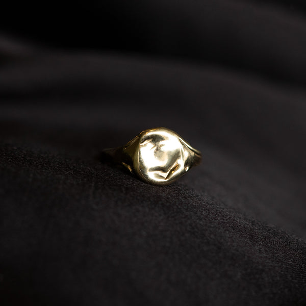 Wave Signet Ring