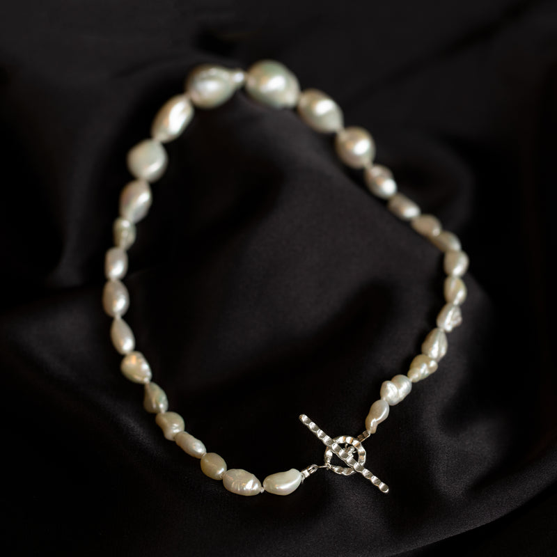 Thetis Pearl Necklace